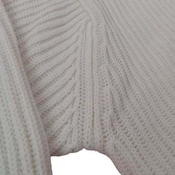 EUC | Venezia | V Neck | Cottage Core Chunky Cable Knit Sweater | Size: 26/28 - Picture 10 of 16